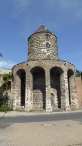 Jugendhaus Tower am Hansaring, Köln